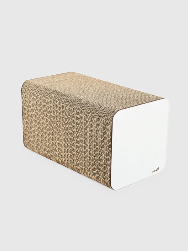 drapak dla kota z kartonu