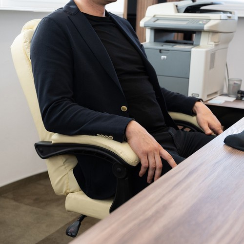 Fotel biurowy z podnóżkiem- beżowy Malatec 23287 - obrazek 12