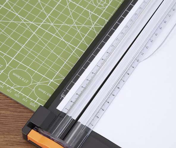 Gilotyna do papieru - trymer - obrazek 14