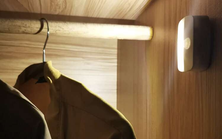 Lampka nocna LED z czujnikiem ruchu Izoxis 24240 - obrazek 13