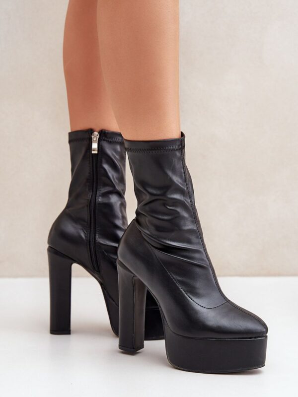 Botki Model Tennira C-243 Black - Step in style