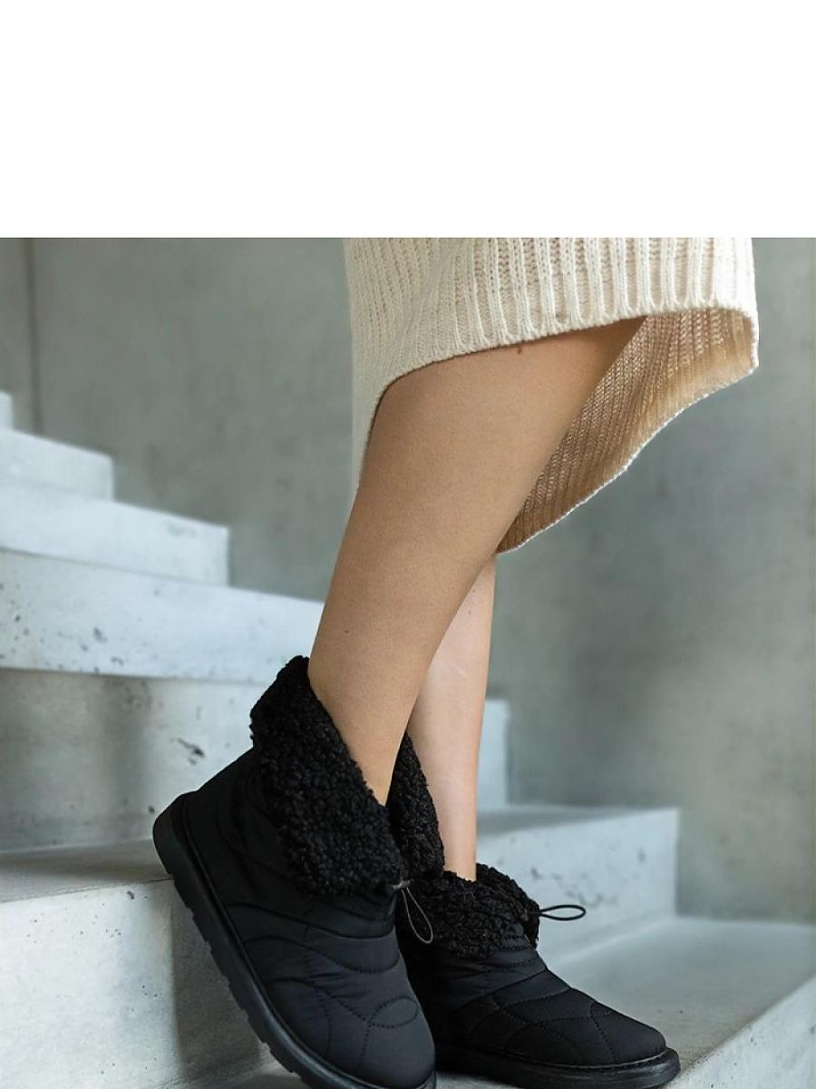 Czarne ocieplane śniegowce ze ściągaczem Caellita - Solea - obrazek 3