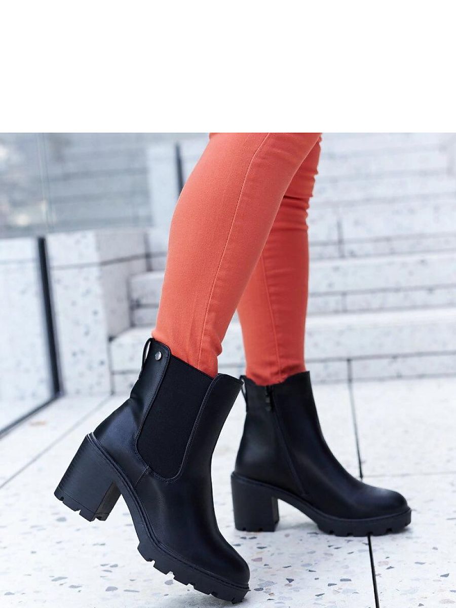 Czarne ocieplane klasyczne botki na słupku Caio - Solea - obrazek 3