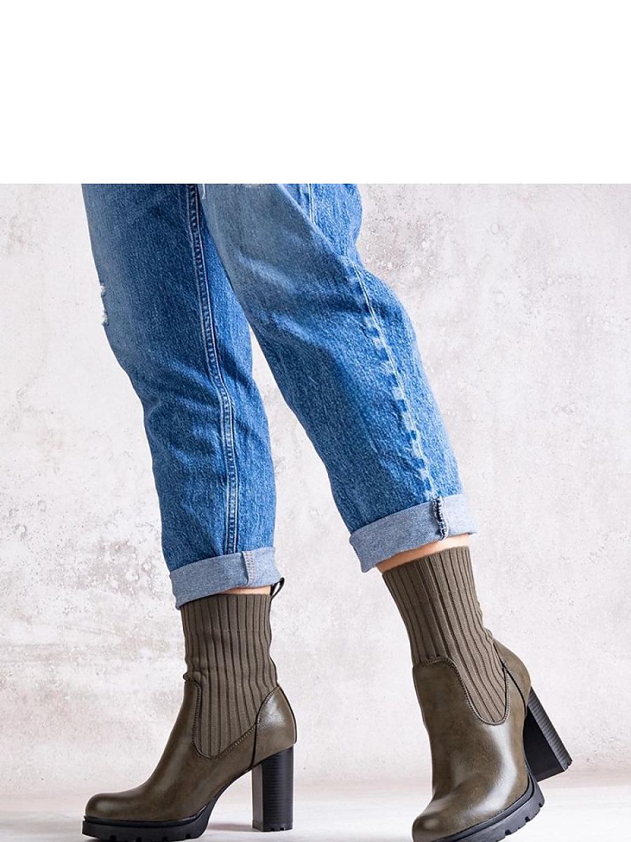 Zielone botki na słupku z eko skóry Asera - Solea - obrazek 3