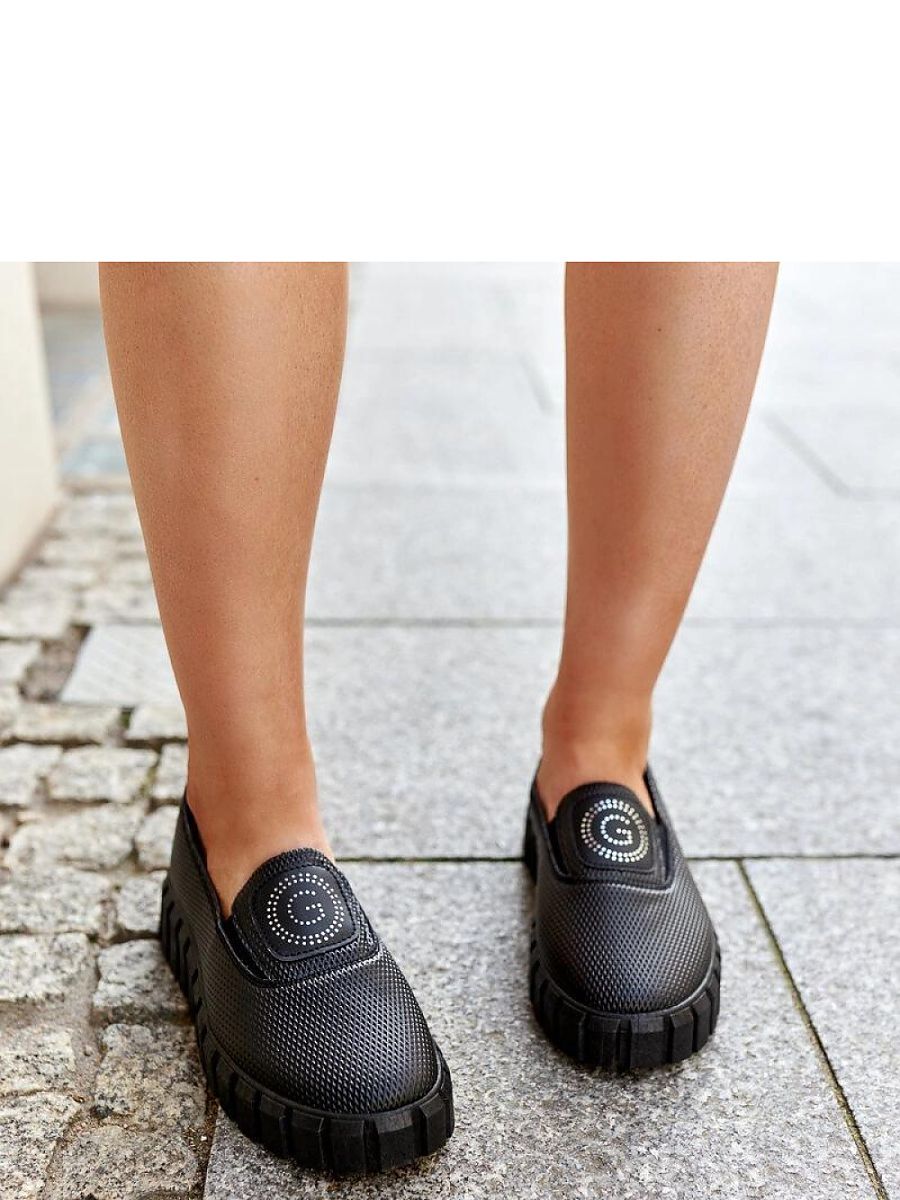 Czarne półbuty na masywnej podeszwie Teska - Solea