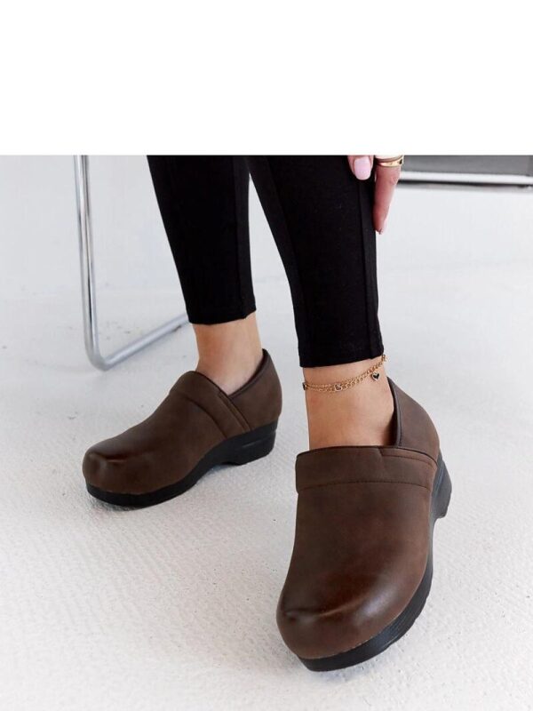 Brązowe półbuty na platformie Montoro - Solea