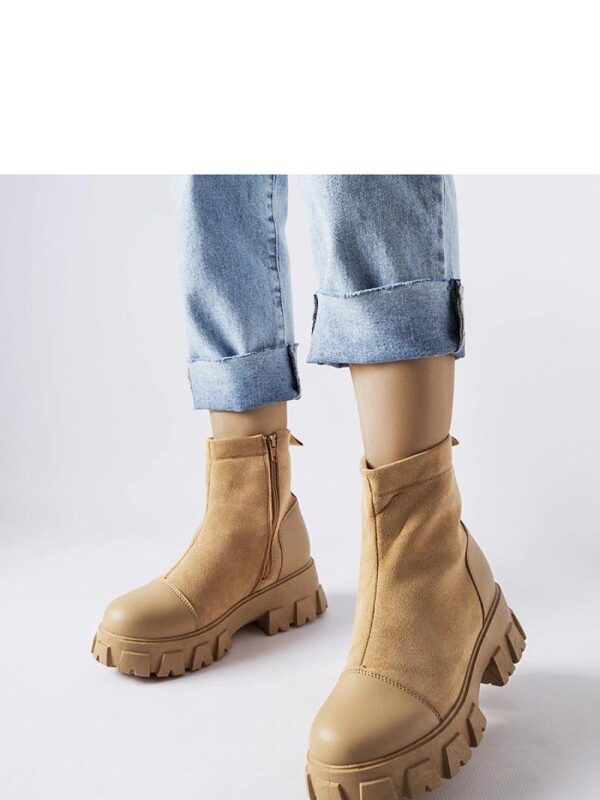 Beżowe workery eko-zamsz z bieżnikiem Milo - Solea