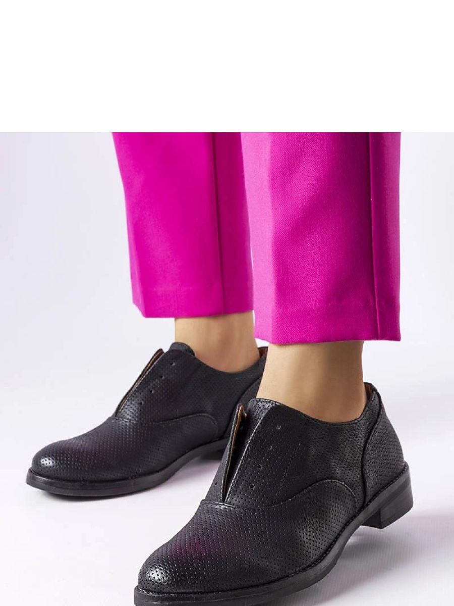 Czarne półbuty perforowane Kairaouani - Solea