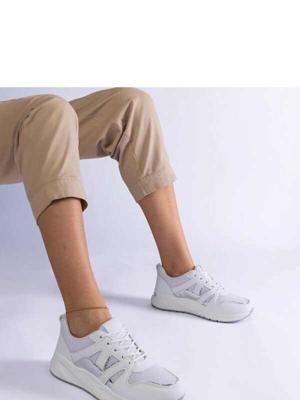 Białe sneakersy na grubej podeszwie Sierra - Solea