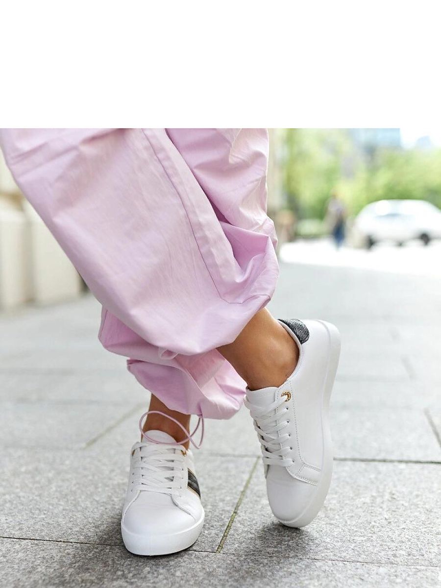 Białe sneakersy z ozdobnym paskiem Grada - Solea - obrazek 3