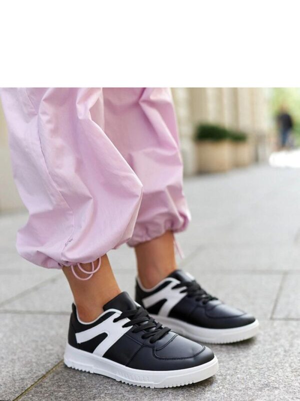 Czarne sneakersy sportowe Hagara - Solea