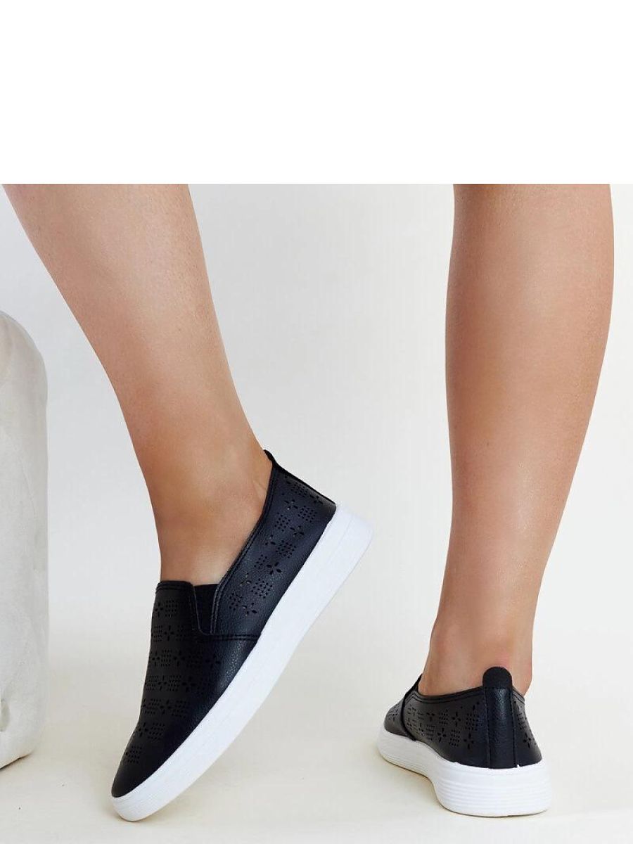 Czarne wsuwane tenisówki Hilal - Solea - obrazek 3