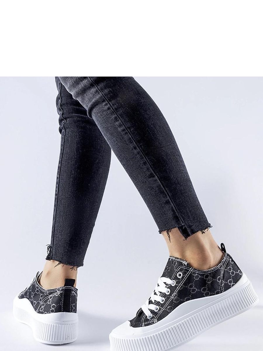 Czarne trampki zdobione monogramem Cavi - Solea - obrazek 2