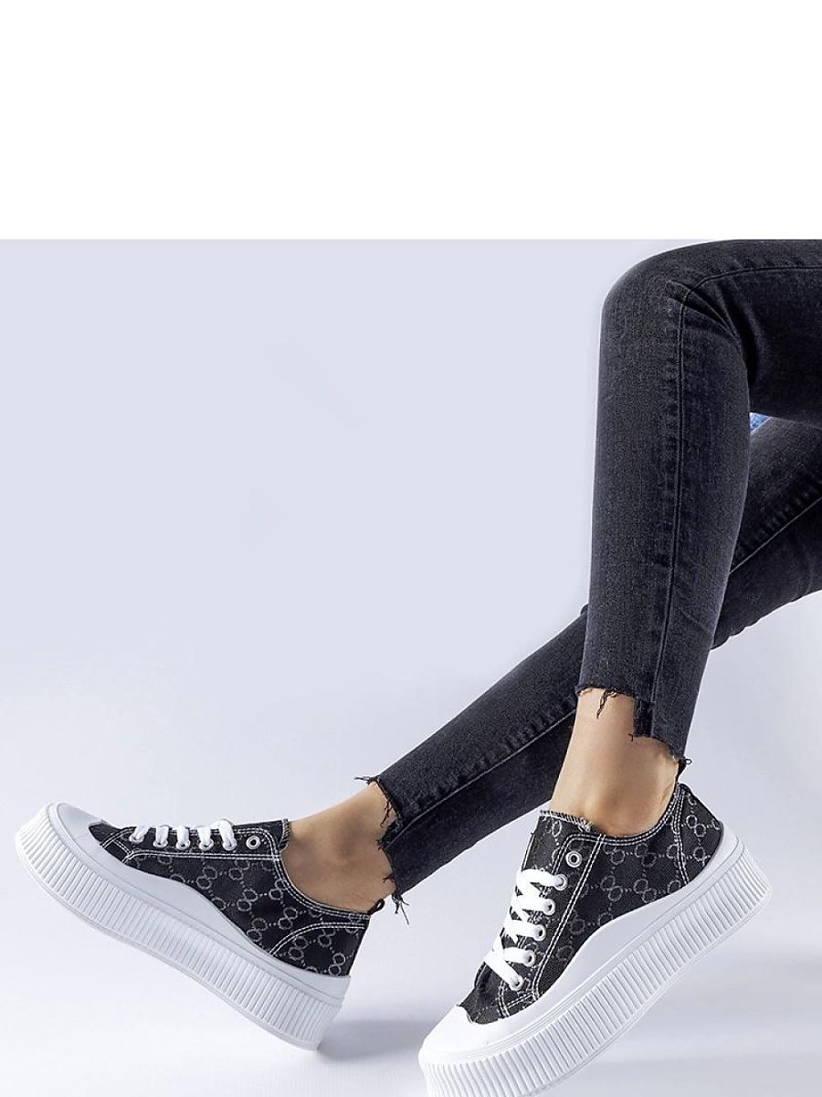 Czarne trampki zdobione monogramem Cavi - Solea - obrazek 3