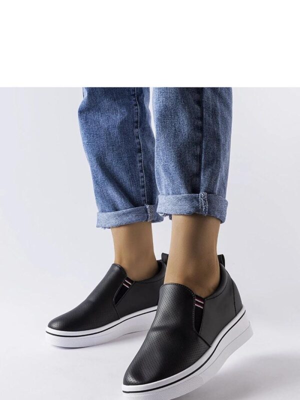 Czarne trampki na koturnie Dionisia - Solea