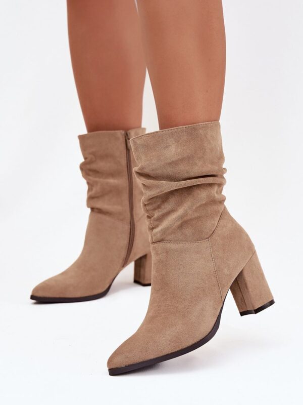 Botki Model Amelise 3948 Beige - Step in style