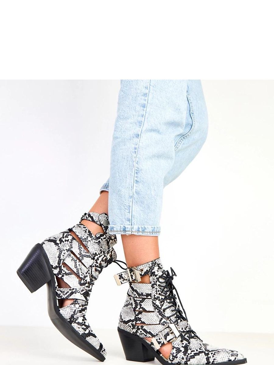 Botki Model Verica K186 Black/White - Solea - obrazek 2